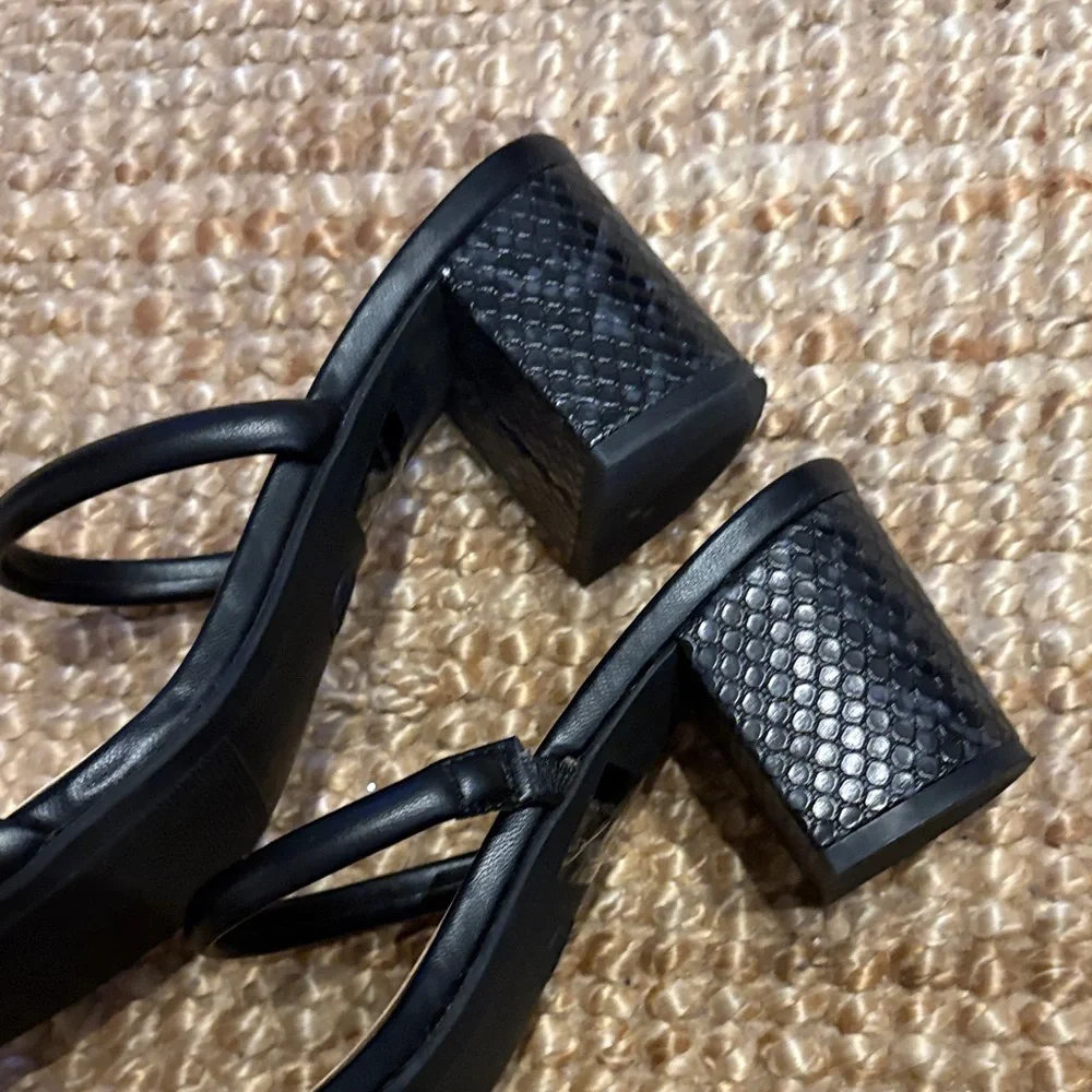A New Day Black Double Strap Heels - Picture 4 of 5